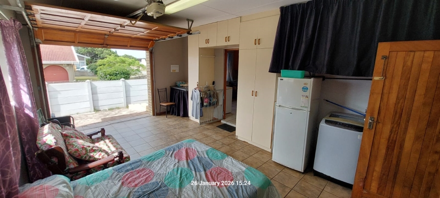 2 Bedroom Property for Sale in Aston Bay Eastern Cape